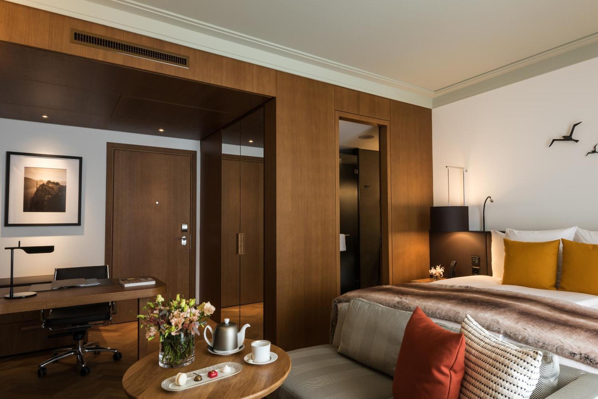 Bürgenstock Hotels&Resort - Bürgenstock Hotel&Alpine Spa Zimmer foto A room at the hotel